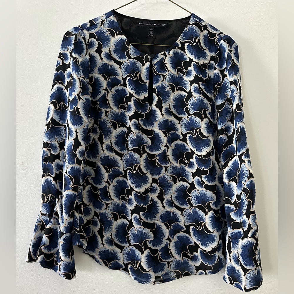 White House Black Market Petite Floral Blouse